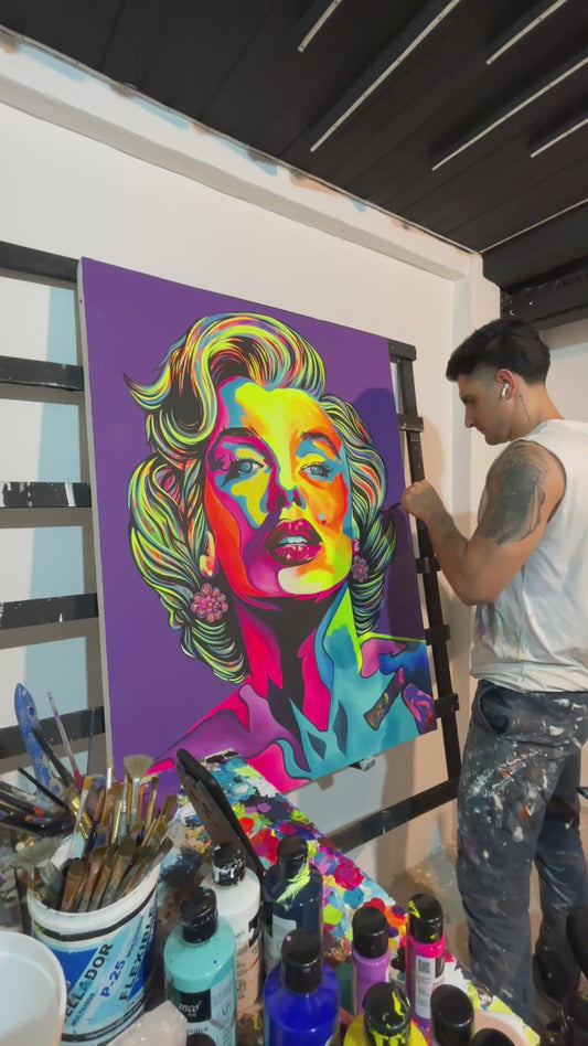 Musa de Neón: Retrato Estilo pop art Vibrante
